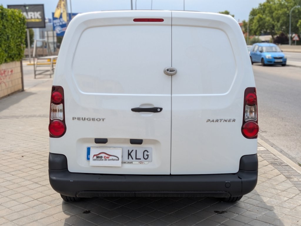 MIDCar coches ocasión Madrid Peugeot Partner 1.6BlueHdi L2  100Cv