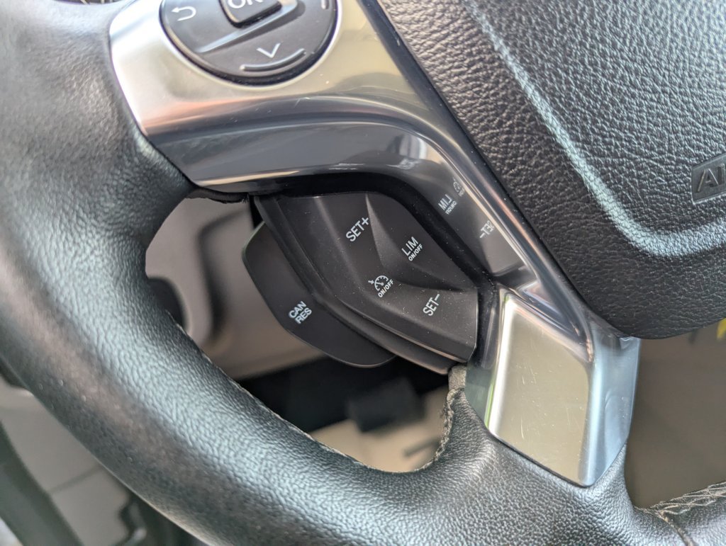 MIDCar coches ocasión Madrid Ford Transit Connect Furgón Van  Trend 200 L1 Automatico 100Cv   Caja de cambios 6-marcha - powershift IVA y Garantía Incl