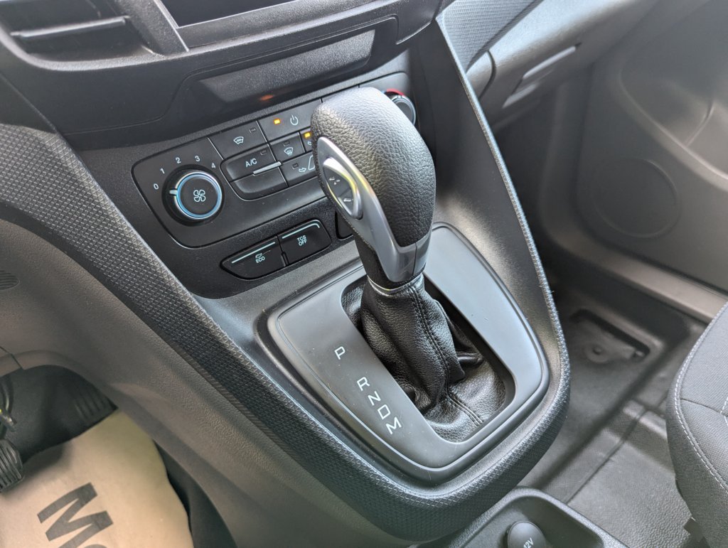 MIDCar coches ocasión Madrid Ford Transit Connect Furgón Van  Trend 200 L1 Automatico 100Cv   Caja de cambios 6-marcha - powershift IVA y Garantía Incl