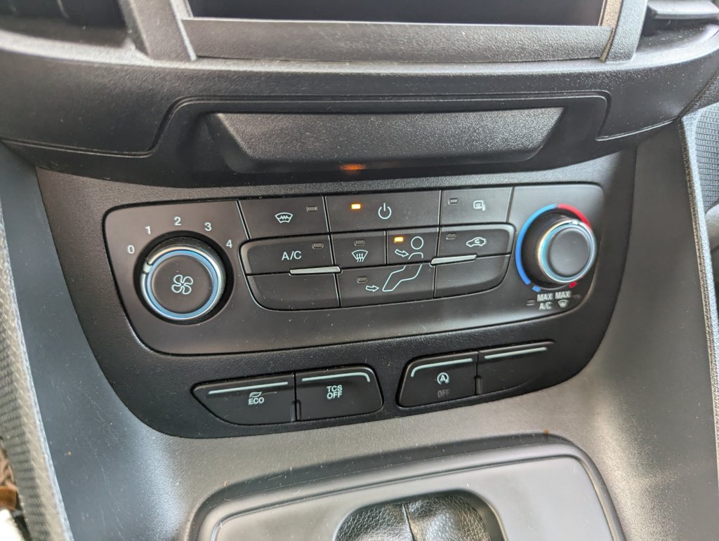 MIDCar coches ocasión Madrid Ford Transit Connect Furgón Van  Trend 200 L1 Automatico 100Cv   Caja de cambios 6-marcha - powershift IVA y Garantía Incl